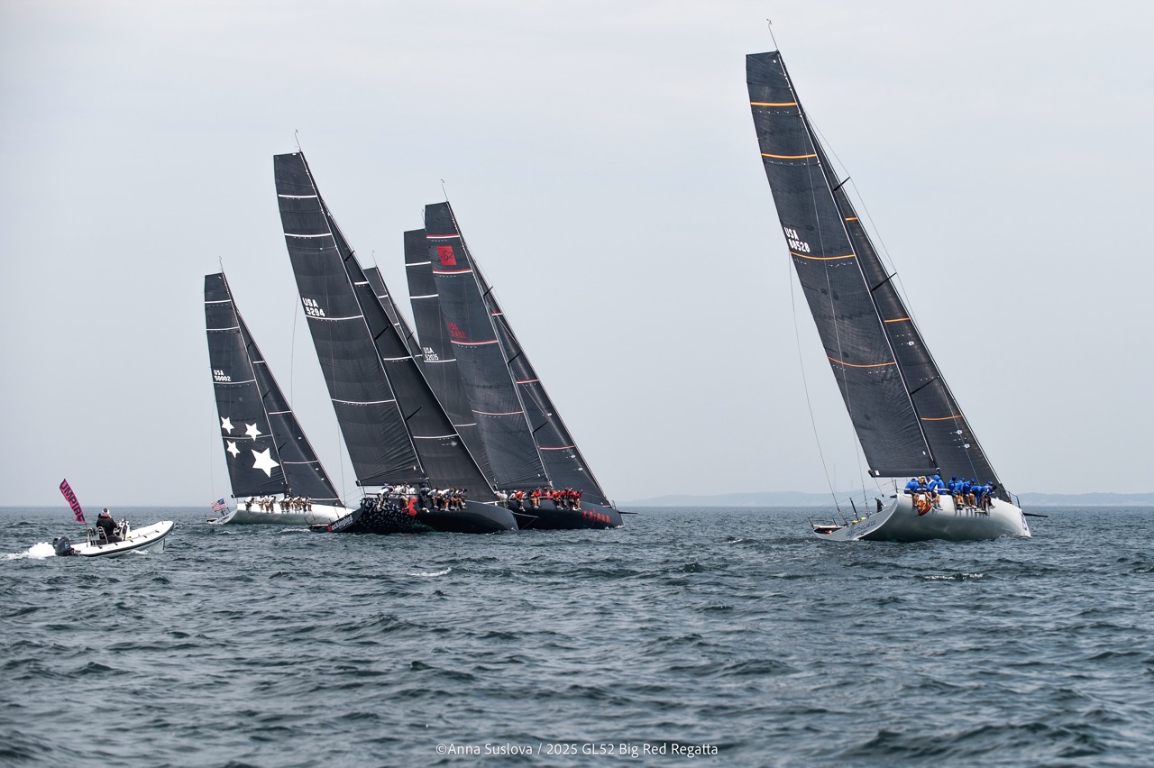 BIG RED REGATTA PRACTICE: THE GL52 FLEET RETURNS TO RACING ON THE LAKES
